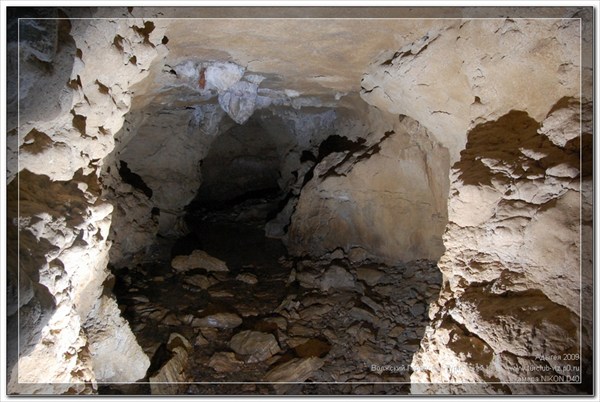 Пещера Духан - одна из главных галерей